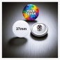 Preview: Frontalansicht eines 37 mm Buttons mit dem Aufdruck "YOUR DESIGN"