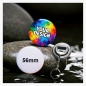 Preview: Rückansicht des 56 mm Flaschenöffner-Buttons mit der stabilen Metall-Öffner-Funktion und Schlüsselkette.