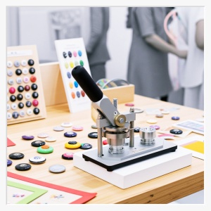 Profi-Buttonmaschine 25 mm – Klassik I