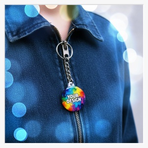 Schlüsselanhänger zum selbst gestalten als Zipper an einer Jacke