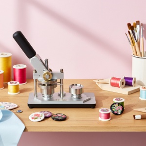 Profi-Buttonmaschine 38 mm – Klassik I