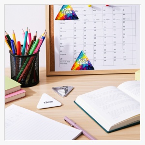 62x67mm Dreieck-Button mit Doppel-Anspitzer – Dynamisches Design-Tool