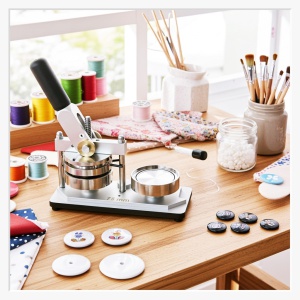 Manufaktur-Paket: 75 mm Buttonmaschine Klassik I inkl. Kreisschneider & Rohlingen