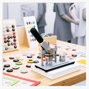 Profi-Buttonmaschine 25 mm – Klassik I