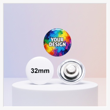 Vorderseite eines individuell bedruckten 32 mm Buttons mit Logo-Motiv.