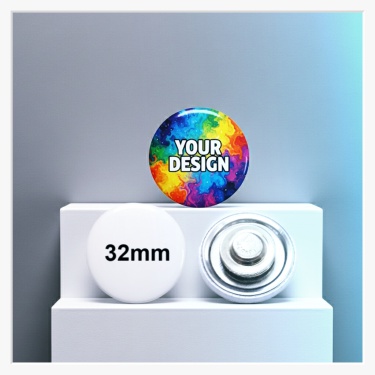 Rückansicht des 32 mm Buttons mit der Metallrückseite und dem dazugehörigen Textilmagneten.
