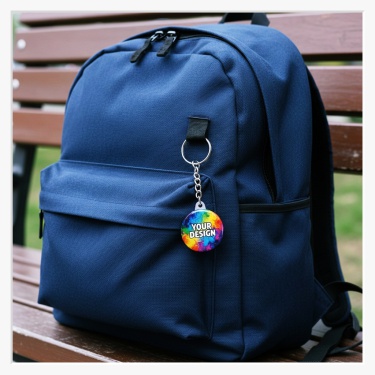 Schlüsselanhänger zum selbst gestalten an einem Rucksack