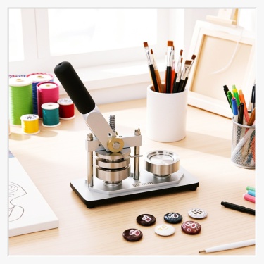 Manufaktur-Paket: 50 mm Buttonmaschine Klassik I inkl. Kreisschneider & Rohlingen