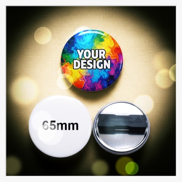 Frontansicht eines 65 mm Buttons mit großflächigem, individuellem Markendesign.